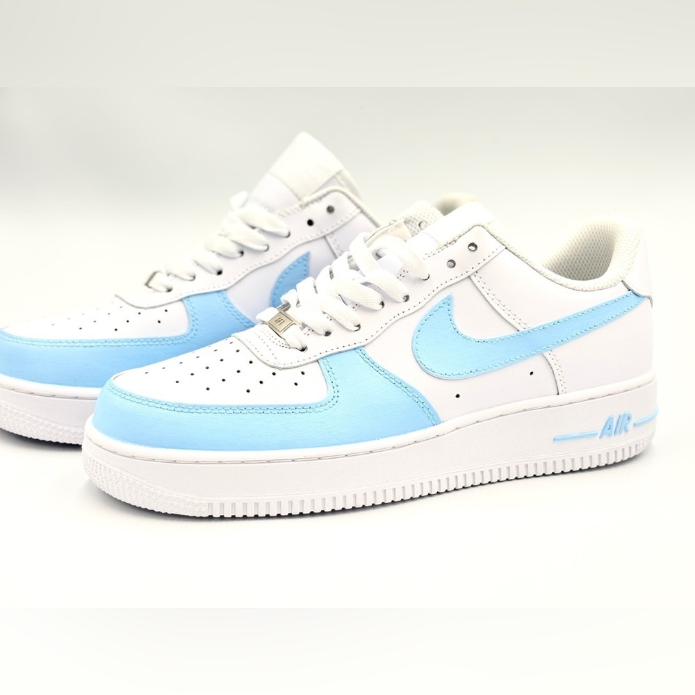 Custom NIKE Air Force 1s Size 9.5 Low Baby Blue - Hand Painted New - Picture 2 of 5